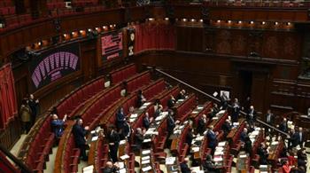 مجلس النواب الإيطالي يقر عمليتي «أسبيدس» البحرية و«ليفانتي» بالشرق الأوسط
