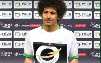 حسين السيد أفضل لاعب في مباراة المصري وسموحة