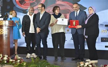 "حياة ذهبية" يفوز بالجائزة الأولى من مهرجان "الإسماعيلية السينمائي"