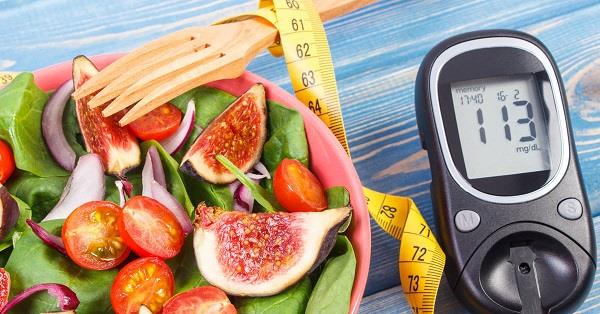 لمرضى السكري.. استشارية تحذر هذه الحالات من الصيام في رمضان