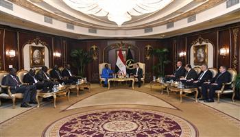 وزير الداخلية يستقبل نظيرته السودانية لبحث أوجه التعاون المشترك