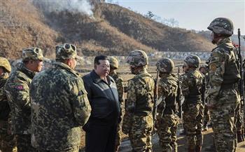 زعيم كوريا الشمالية يشرف على تدريبات عسكرية لـ"تعزيز وضع الاستعداد القتالي"