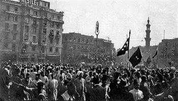 حين هتف "عاش الهلال مع الصليب".. 105 عام على ثورة 1919