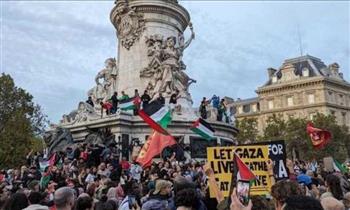 انطلاق مسيرات حاشدة من ساحة "الجمهورية" بباريس للمطالبة بوقف فوري ودائم لإطلاق النار بغزة