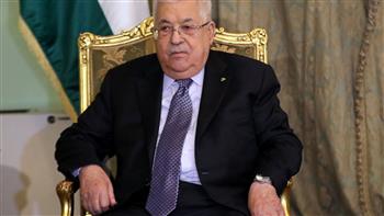 الرئيس الفلسطينى يتلقى اتصالا هاتفيا من أمين الجامعة العربية لبحث التطورات بفلسطين 