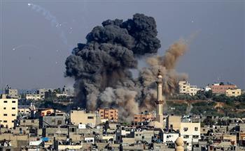 استشهاد عشرات الفلسطينيين جراء قصف إسرائيلي على وسط قطاع غزة