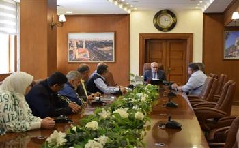 محافظ بورسعيد يتابع الموقف التنفيذي لإزالة التعديات على أملاك الدولة 