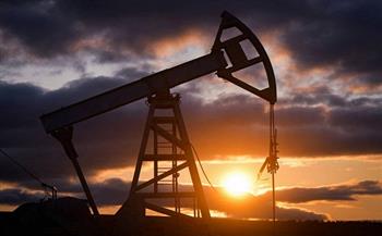 تراجع أسعار النفط العالمية بعد تهدئة التوترات في الشرق الأوسط