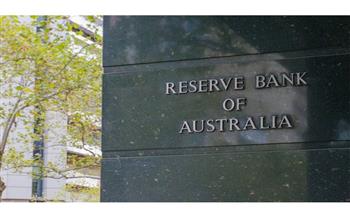 بنك الاحتياطي الأسترالي: المخاطر المحيطة بالاقتصاد أصبحت أكثر توازنًا 