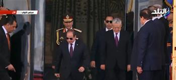 لحظة مغادرة الرئيس السيسي مقر البرلمان بعد أدائه اليمين الدستورية| فيديو