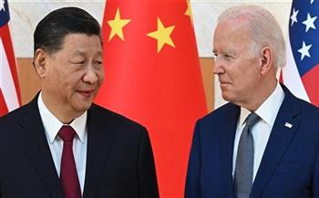 الرئيس الأمريكي ونظيره الصيني يبحثان افتراضيًا العلاقات الثنائية وملفات الشرق الأوسط 