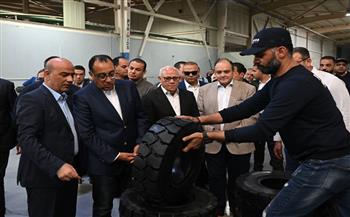 الحكومة : بدء التشغيل التجريبي لإنتاج إطارات السيارات بمصنع ضخم ببورسعيد 