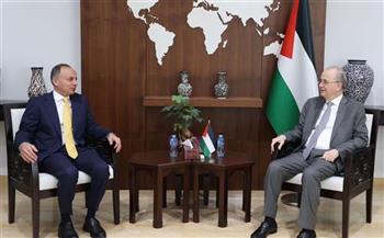 رئيس الوزراء الفلسطيني يثمن دور مصر المحوري منذ بداية الأزمة في غزة
