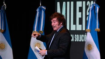 الأرجنتين تعلن تحقيق أول فائض مالي منذ 2008 