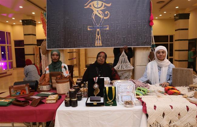 «قومي المرأة» ينظم معرضًا للمنتجات اليدوية خلال فعاليات مهرجان أسوان لأفلام المرأة