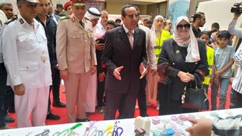 محافظ شمال سيناء يفتتح معرض "أيادي مصرية" للسجاد والمشغولات اليدوية 