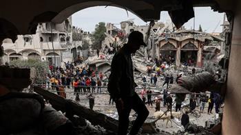 تطورات العدوان على غزة.. الحديث عن هدنة قريبة و37 مليون طن من الركام حصيلة الحرب