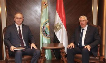 وزير الزراعة يبحث مع سفير بيلاروسيا بالقاهرة التعاون المشترك