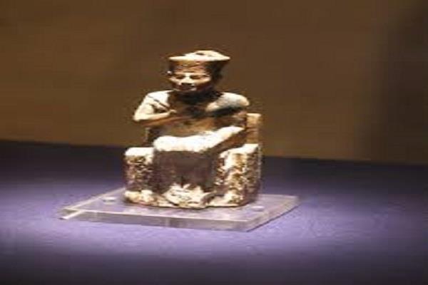 حكايات قطع أثرية من متاحفنا.. «تمثال خوفو الصغير»