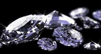 خبير اقتصادي يوضح أسباب انتشار الماس الصناعي