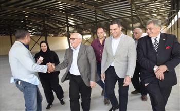محافظ بورسعيد يتفقد توسعات مصنع " أصلان" لإنتاج البطاطين