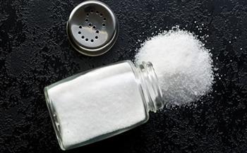 تحذيرات لهذه الفئات من الإفراط في تناول الملح