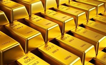 تراجع طفيف لأسعار الذهب بعد موجة ارتفاعات قياسية