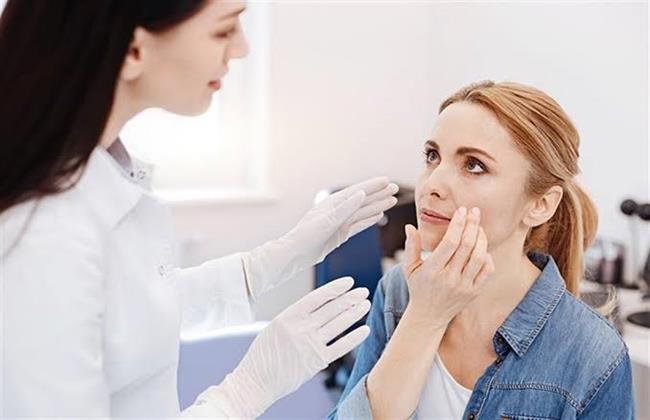 توجه إلى الطبيب فوراً إذا شعرت بتلك الأعراض