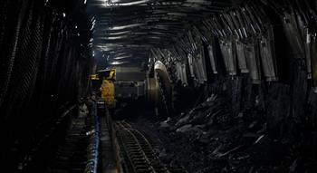مصرع 4 أشخاص في حادث منجم فحم بوسط الصين