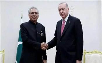 الرئيسان الباكستاني والتركي يدعوان لتعزيز العلاقات الثنائية