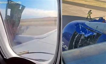 غطاء محرك طائرة يسقط ويصطدم بجناحها أثناء إقلاعها (فيديو)