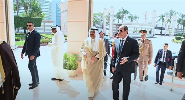 أمير دولة الكويت يوجه الشكر للرئيس السيسي على حفاوة وحسن الاستقبال
