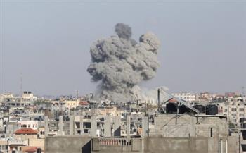 قصف مدفعي وإطلاق نار من المروحيات الإسرائيلية على رفح الفلسطينية