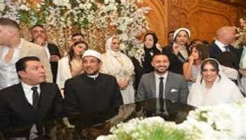 مصطفى كامل يحتفل بزفاف ابنته في أحد فنادق القاهرة.. اليوم 