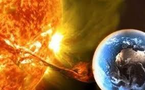 تضرب الأرض.. هل تشكل العاصفة الشمسية تهديدًا على حياة البشر؟