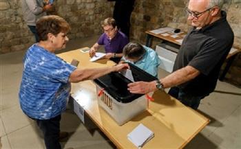 مواطنو إقليم كتالونيا الإسباني يصوتون في الانتخابات البرلمانية