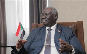 السودان يؤكد التزامه بتسهيل إيصال المساعدات الإنسانية بالتعاون مع الصليب الأحمر