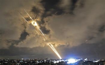 "إعلام إسرائيلي": إطلاق ثلاثة صواريخ على مستوطنة سديروت وتم اعتراض اثنين منها