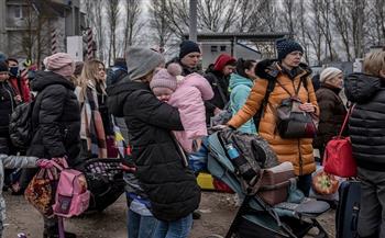 "استطلاع": 56% من البولنديين يؤيدون قبول اللاجئين الوافدين من أوكرانيا