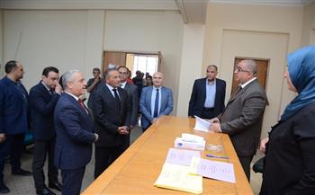 رئيس «الوطنية للصحافة» يتفقد انتخابات مجلس الإدارة والجمعية العمومية بدار الهلال