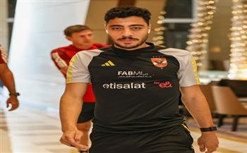 تحرك لاعبي الأهلي لخوض المران الأول في تونس (صور)