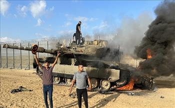 استهداف دبابة إسرائيلية من طراز «ميركافا 4» شرقي رفح جنوبي غزة
