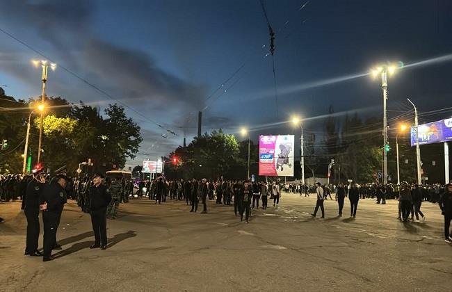 عودة الهدوء إلى عاصمة قرجيزستان بعد احتجاجات ليلية ضد الأجانب