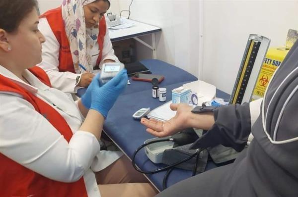 تقديم الخدمات الصحية للمصريين.. جهود حكومية وتحديات مستقبلية