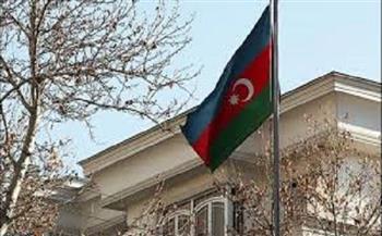 الخارجية الأذربيجانية: مستعدون لتقديم الدعم بشأن تحطم مروحية الرئيس الإيراني