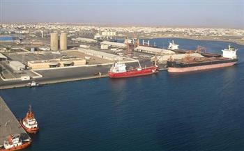 تداول 15 ألف طن و 818 شاحنة بضائع عامة ومتنوعة بموانئ البحر الأحمر