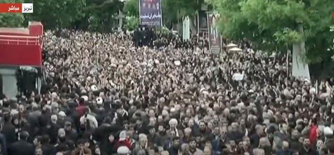 بث مباشر.. مراسم تشييع جثمان الرئيس الإيراني ومرافقيه