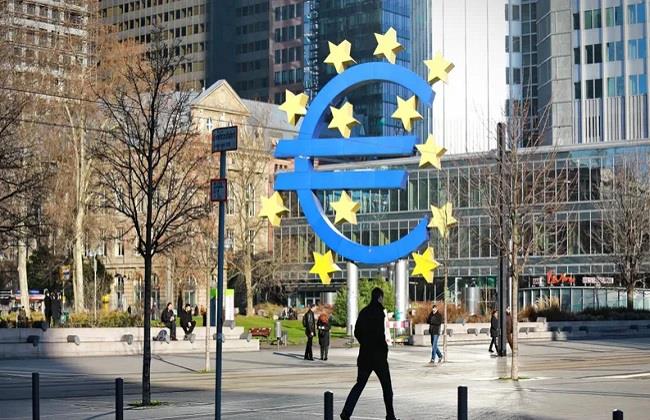 تباطؤ التضخم يزيد من فرص بلغاريا في الانضمام إلى منطقة اليورو 2025