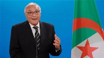وزير الخارجية الجزائري يبحث مع الرئيس السنغالي مستجدات الأوضاع في منطقة الساحل