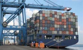 تداول 40 سفينة للحاويات والبضائع بميناء دمياط